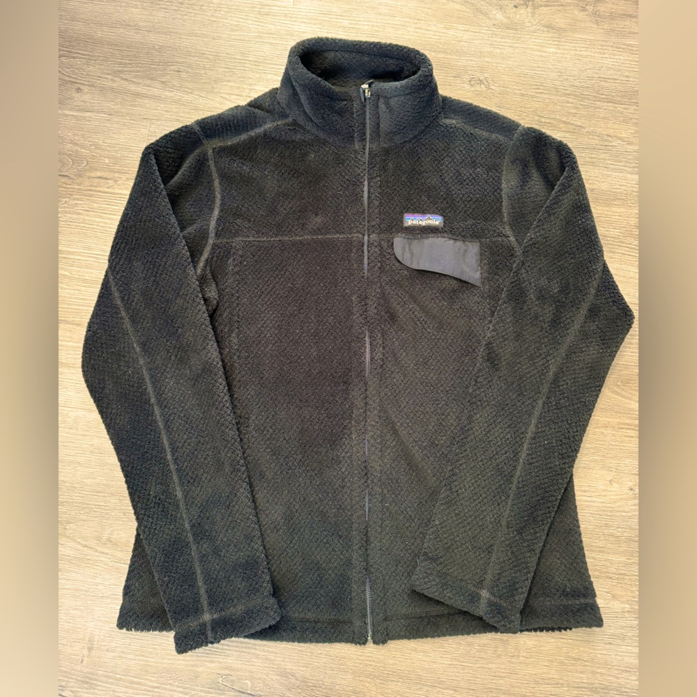Patagonia black fleece jacket size medium